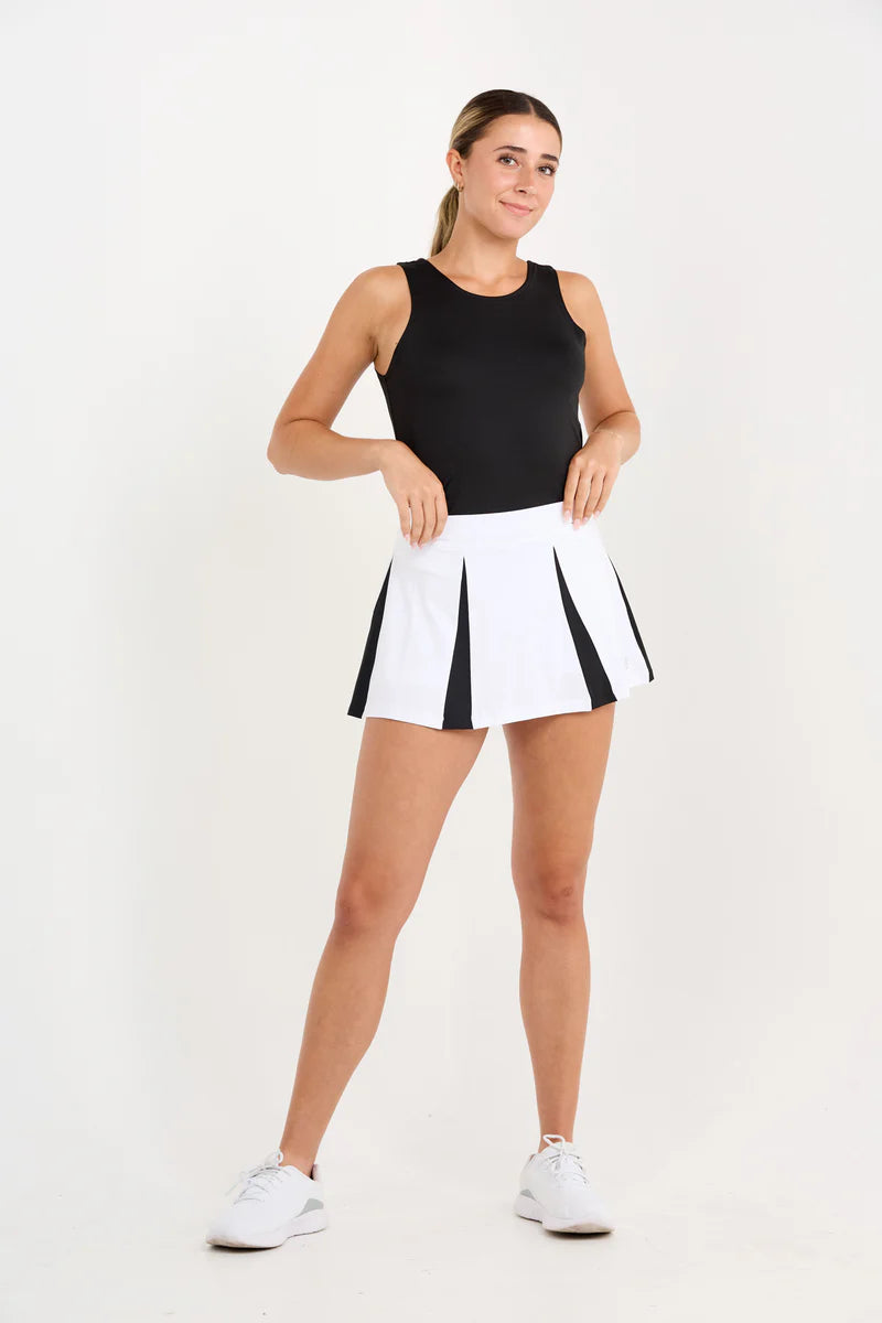 Women's Sofibella 13" Skort - Monochrome Women's Clothing