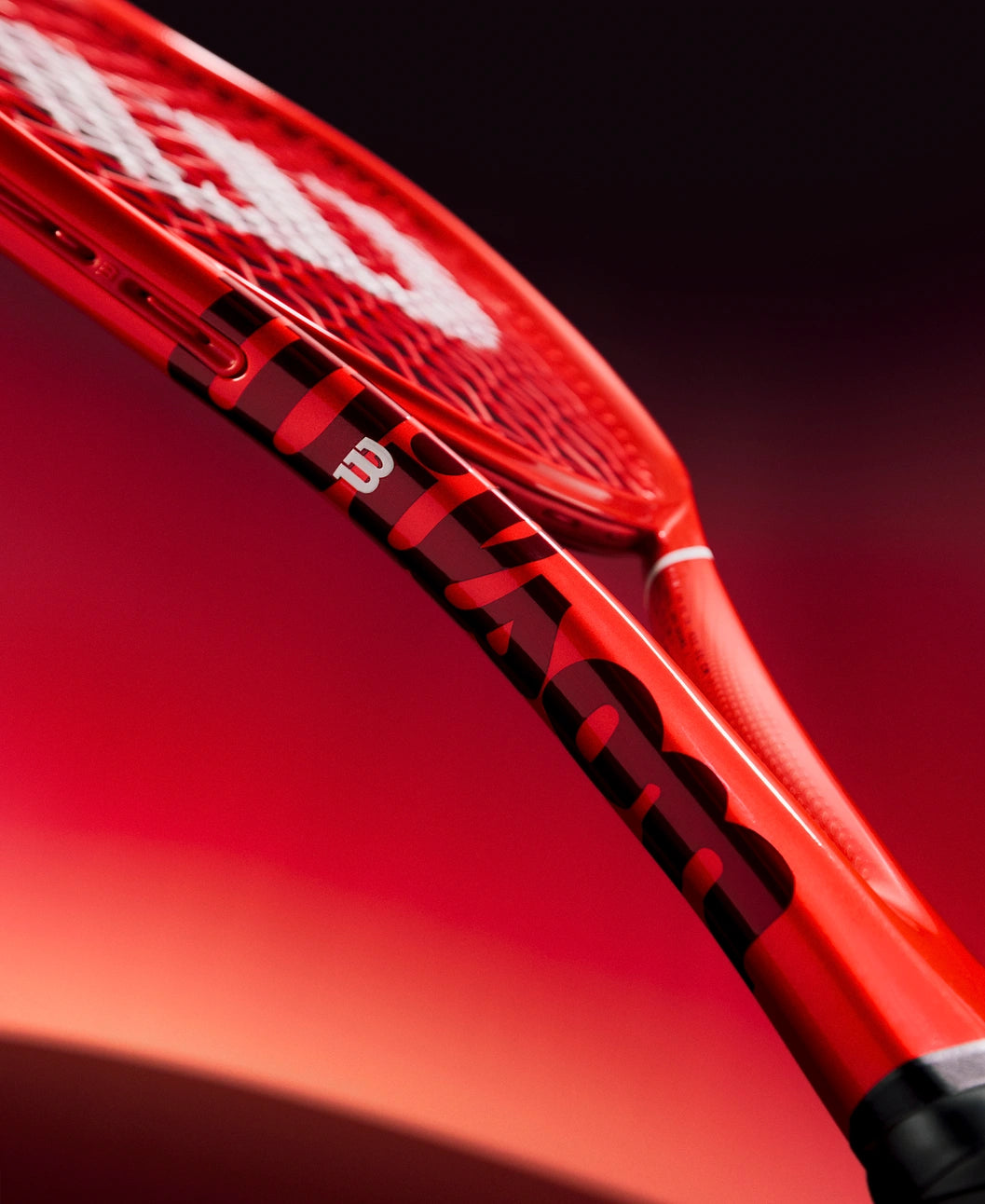 Wilson Defyer 98 Pro V1 Tennis Racquet Adult Tennis Racquets