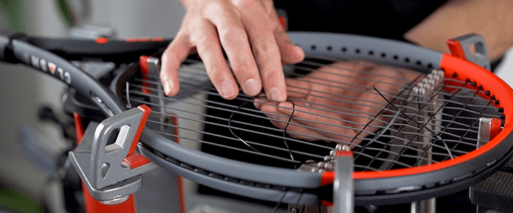How to tell if your Tennis Racquet is being strung correctly