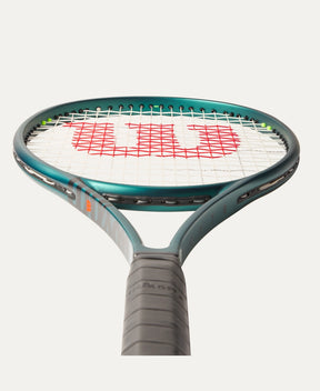 Wilson Blade 98 18x20 v9 Tennis Racquet