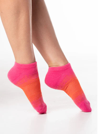 Lucky in Love Shockin' Classics Low Cut Socks Socks 