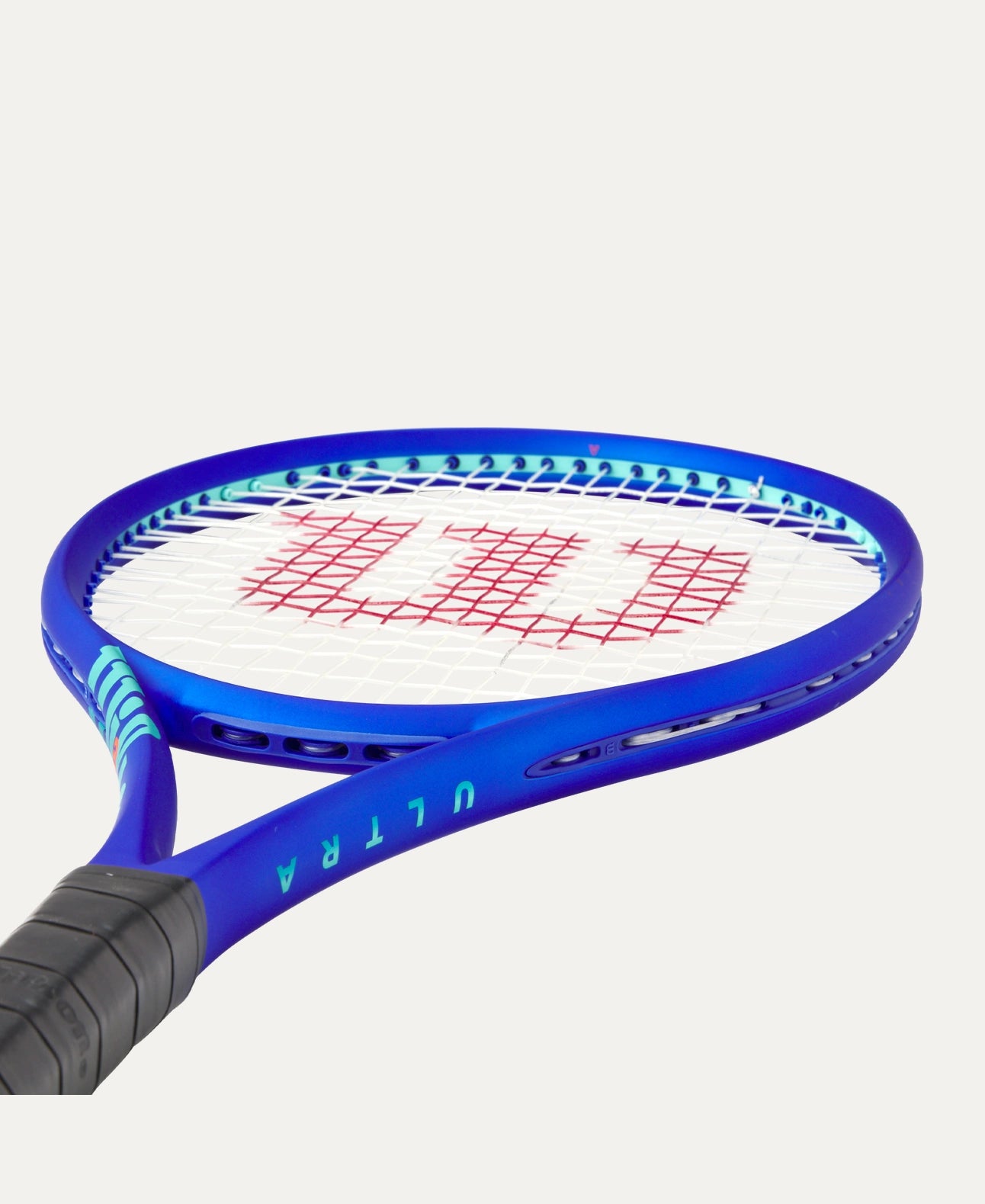 【ほぼ未使用！】WILSON ultra 100L Amazon.com : Ultra 100L v4.0 Tennis Racquet : Sports & Outdoors
