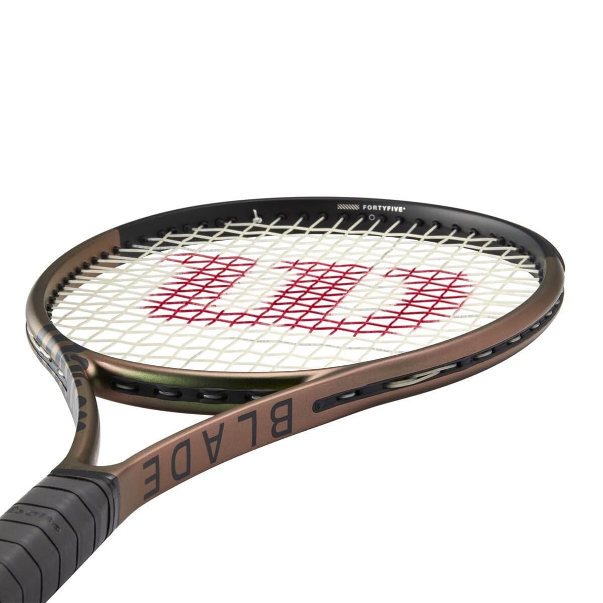 Wilson Blade 98 18x20 V8.0 Tennis Racquet